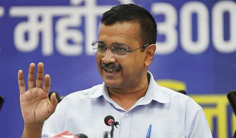 Kejriwal asks Modi to reveal true state of India's economy