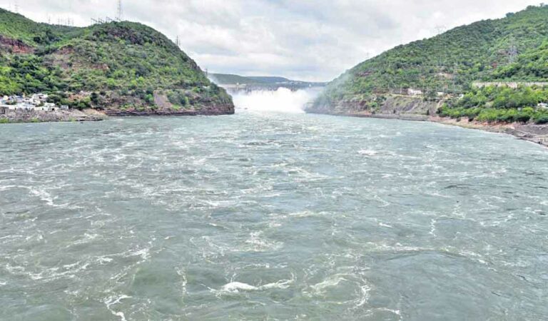 Andhra Pradesh resumes Krishna water supply to Tamil Nadu
