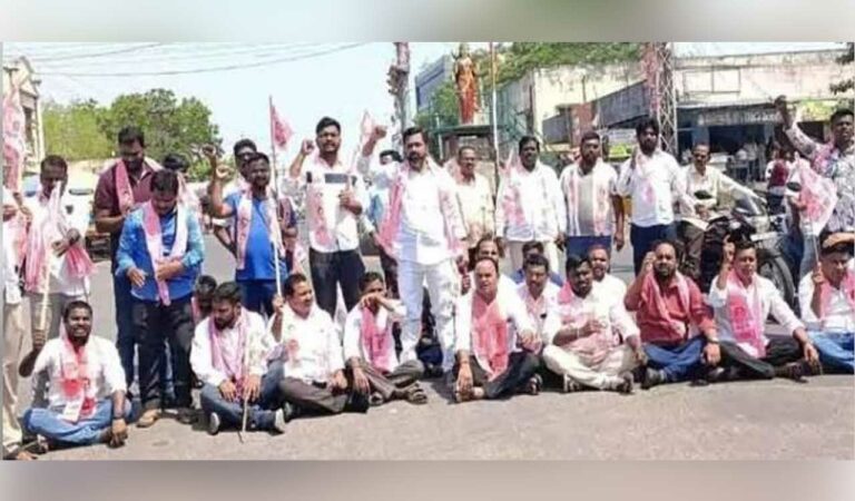 BRS staged protests in protest against BJP's attack on MLA, camp office